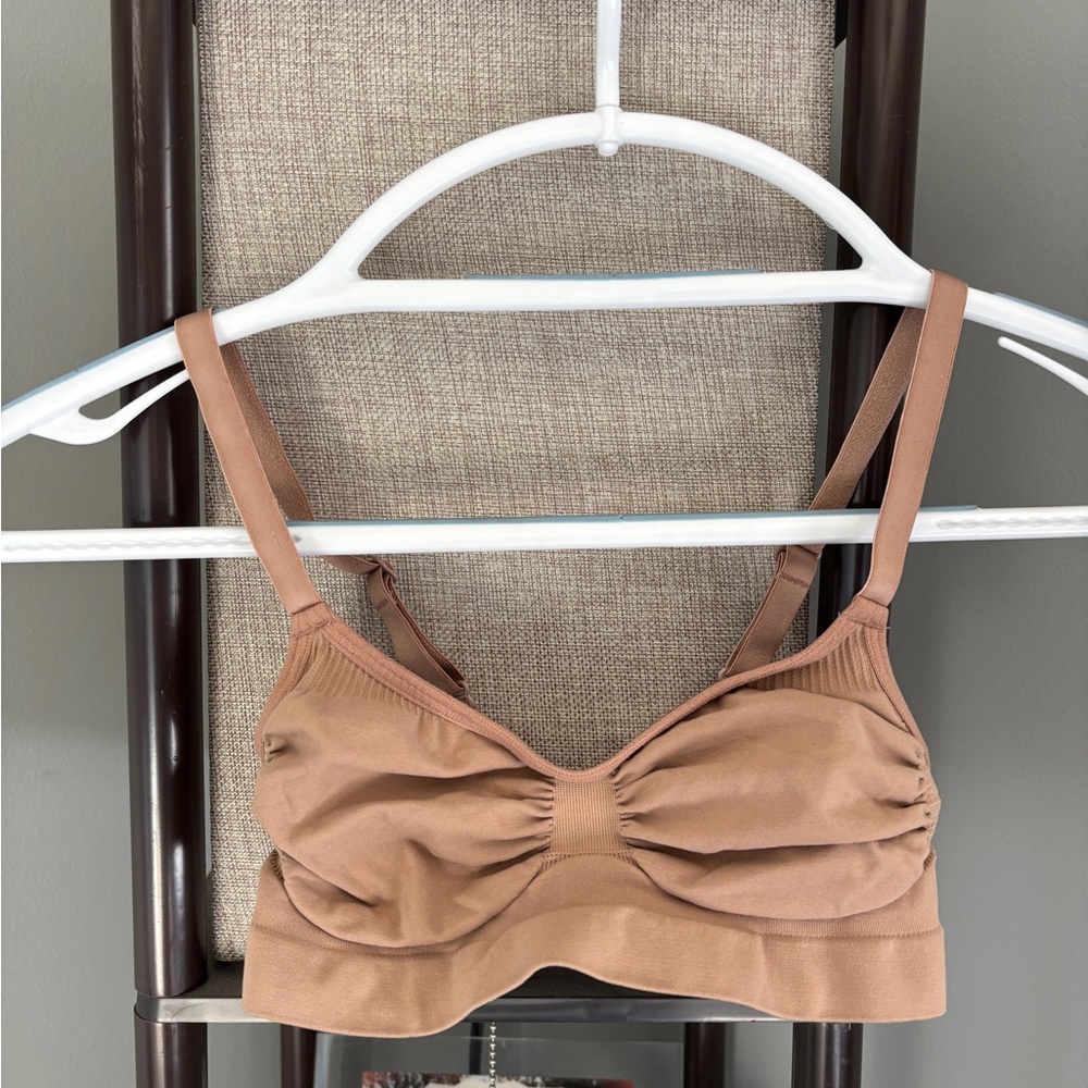 SKIMS Seamless Sculpt Bralette